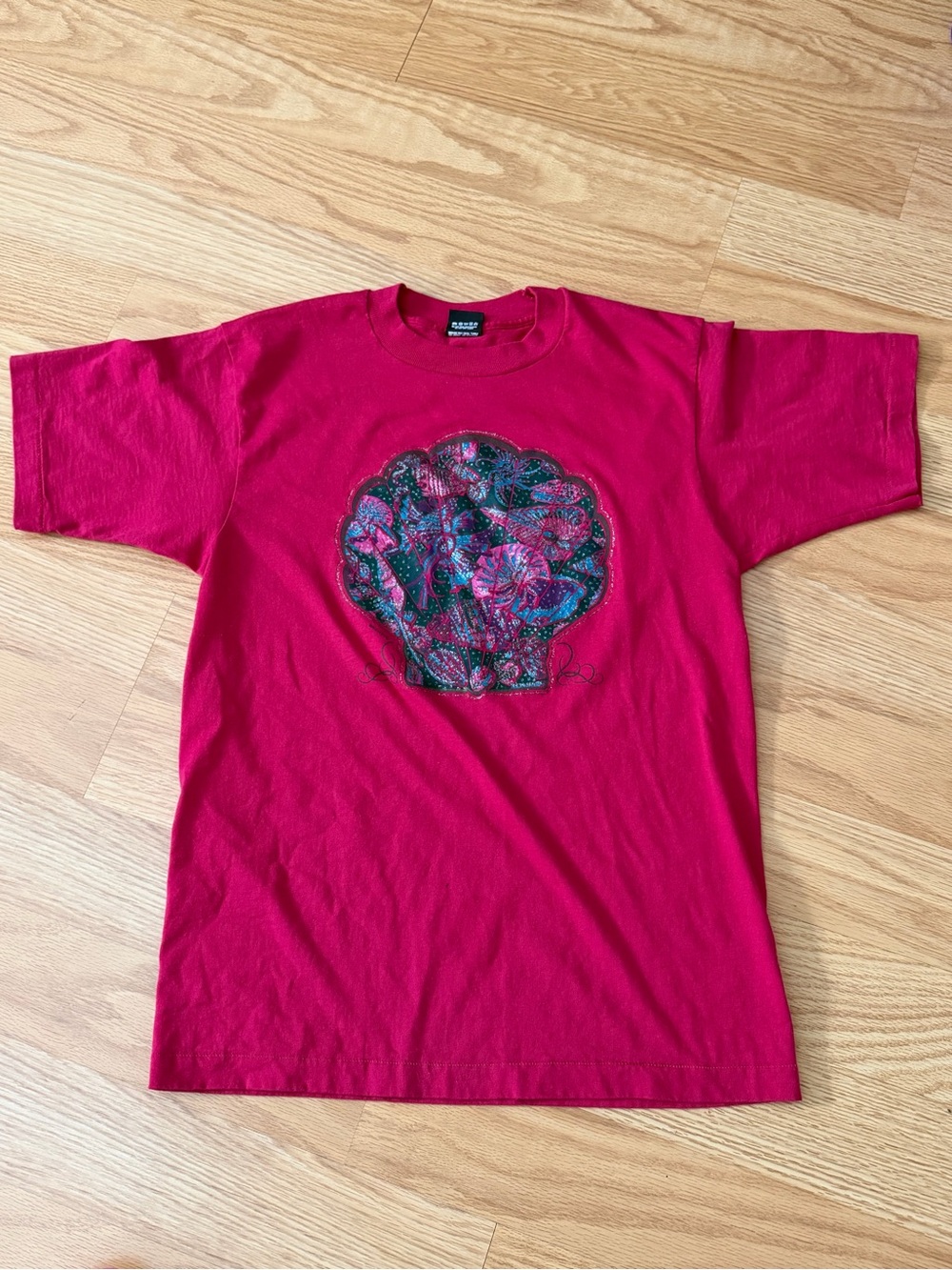 Vintage pink ocean Graphic made USA